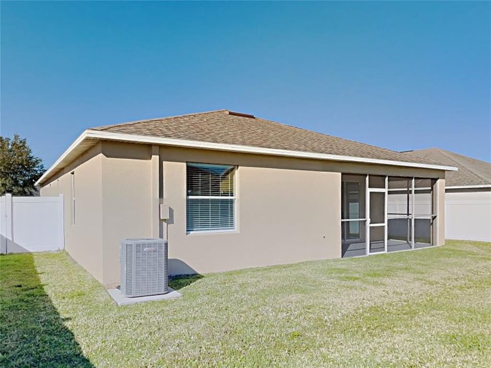 For Sale: $350,000 (4 beds, 3 baths, 2049 Square Feet)