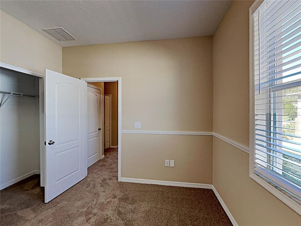 For Sale: $350,000 (4 beds, 3 baths, 2049 Square Feet)