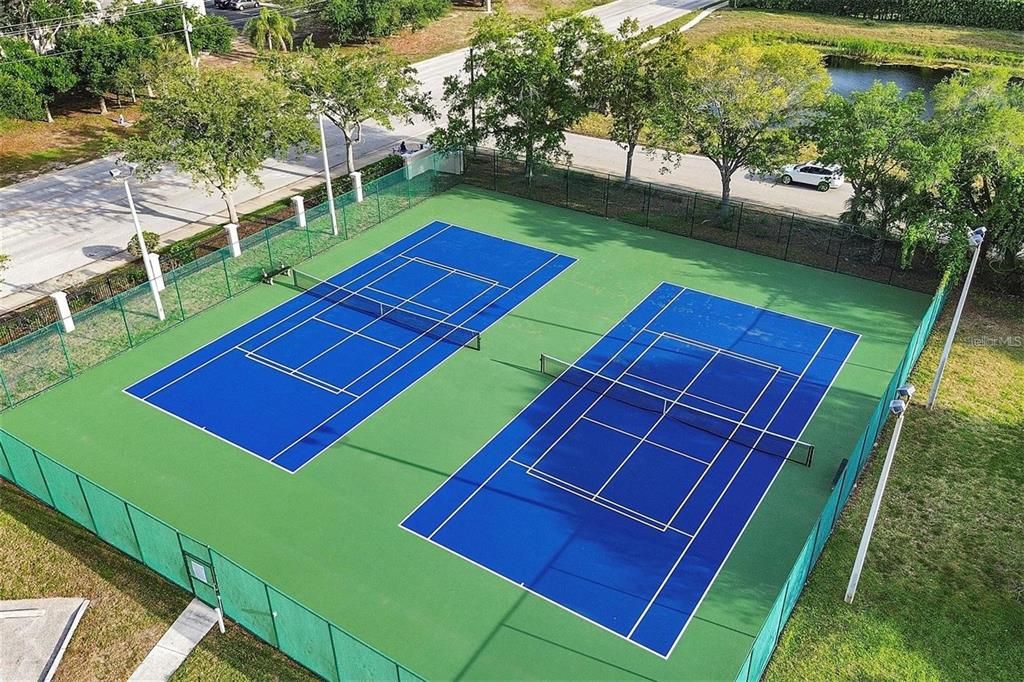 出租: $1,650 (2 贝兹, 2 浴室, 1048 平方英尺)