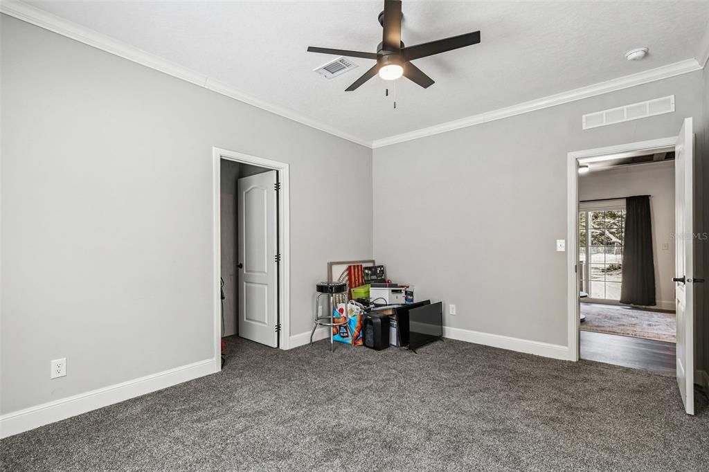 For Sale: $899,999 (4 beds, 3 baths, 2254 Square Feet)