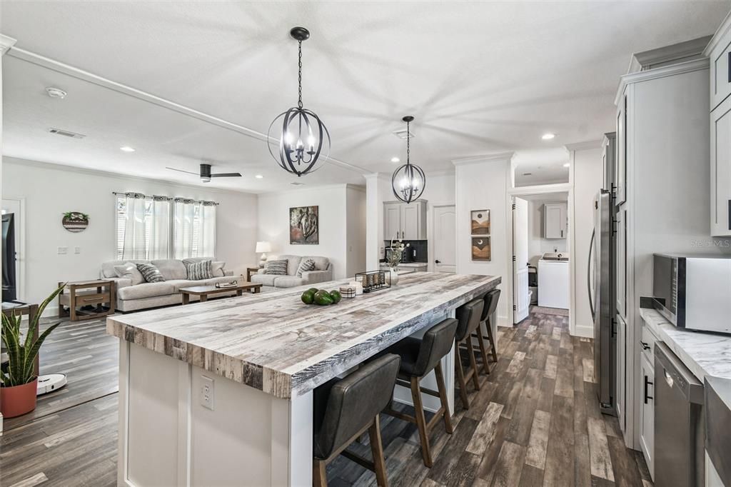 For Sale: $899,999 (4 beds, 3 baths, 2254 Square Feet)