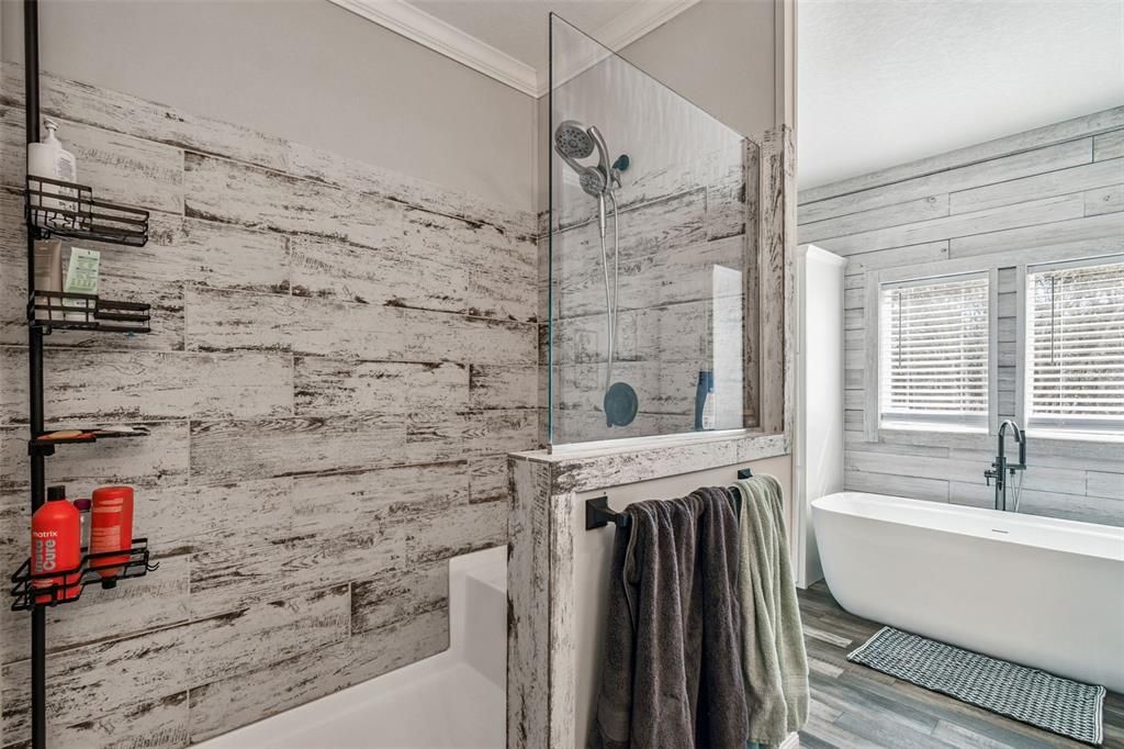 For Sale: $899,999 (4 beds, 3 baths, 2254 Square Feet)