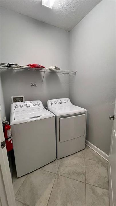 出租: $2,100 (2 贝兹, 2 浴室, 1409 平方英尺)