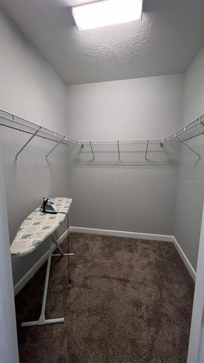 出租: $2,100 (2 贝兹, 2 浴室, 1409 平方英尺)