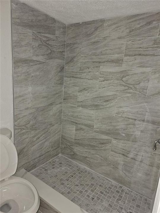 待售: $224,900 (3 贝兹, 2 浴室, 1237 平方英尺)