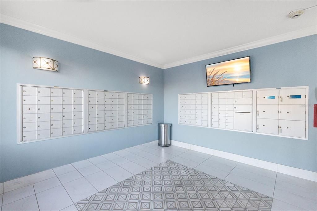 На продажу: $289,900 (2 спален, 2 ванн, 1175 Квадратных фут)