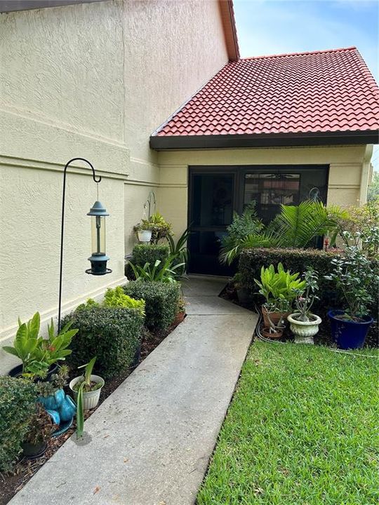 For Sale: $159,000 (2 beds, 2 baths, 1243 Square Feet)