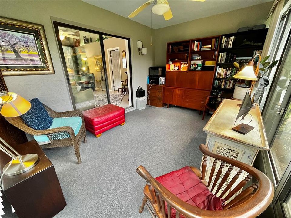 For Sale: $159,000 (2 beds, 2 baths, 1243 Square Feet)