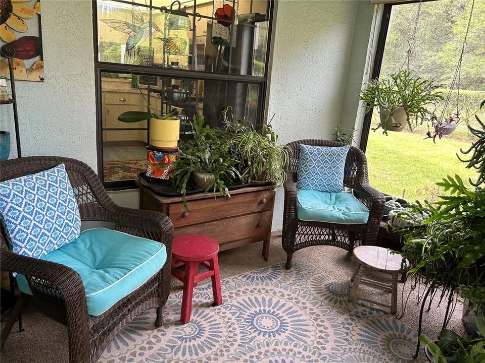 For Sale: $159,000 (2 beds, 2 baths, 1243 Square Feet)