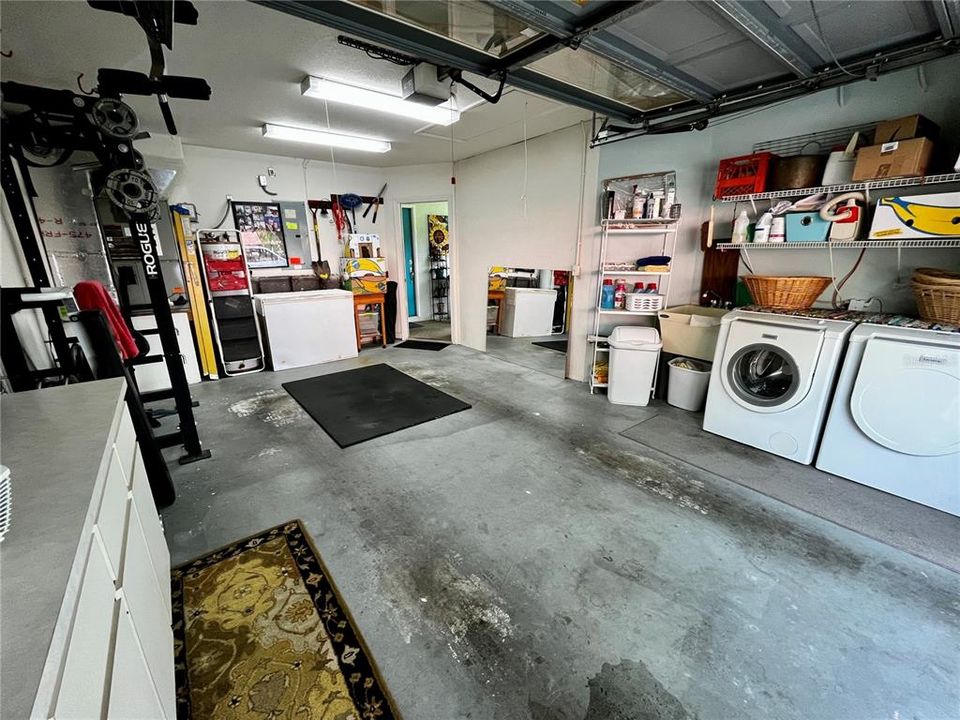 For Sale: $159,000 (2 beds, 2 baths, 1243 Square Feet)