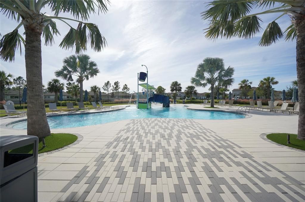 For Rent: $2,650 (4 beds, 2 baths, 2164 Square Feet)