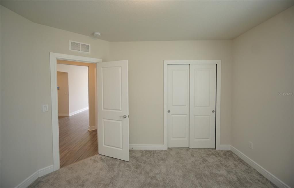 For Rent: $2,650 (4 beds, 2 baths, 2164 Square Feet)