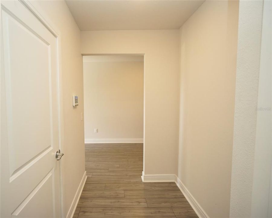 For Rent: $2,650 (4 beds, 2 baths, 2164 Square Feet)