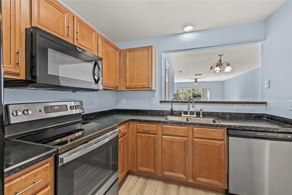 En Venta: $225,000 (2 camas, 2 baños, 1168 Pies cuadrados)