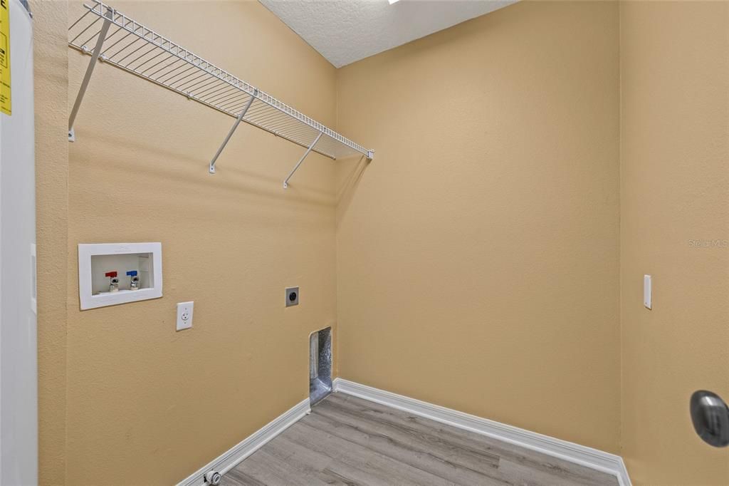 En Venta: $225,000 (2 camas, 2 baños, 1168 Pies cuadrados)