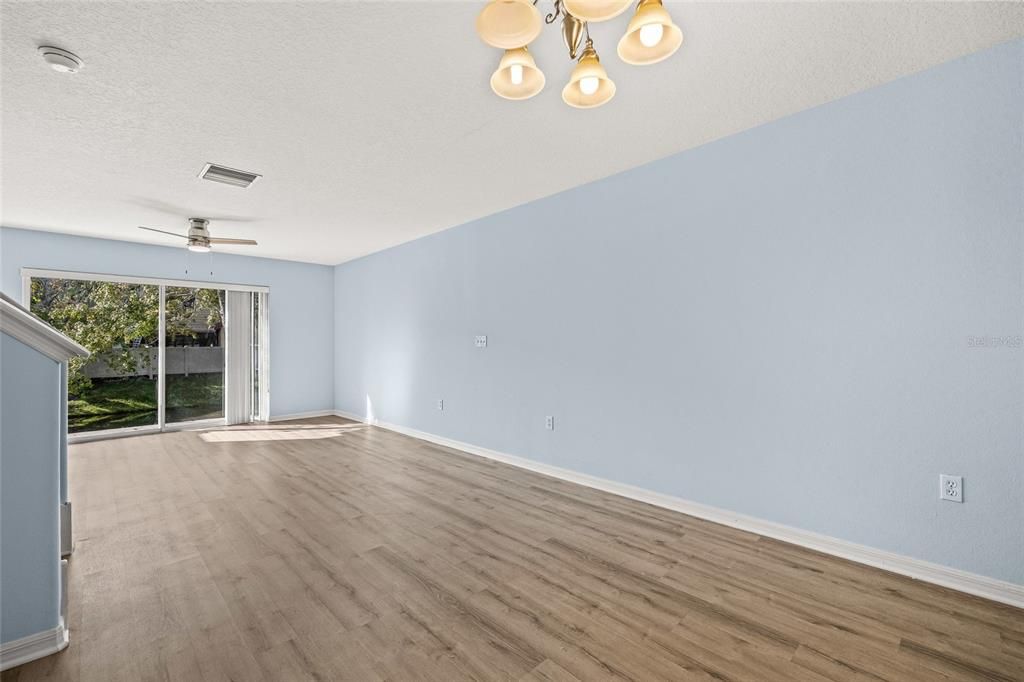 En Venta: $225,000 (2 camas, 2 baños, 1168 Pies cuadrados)