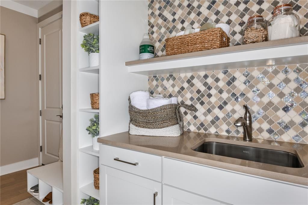 En Venta: $525,990 (2 camas, 2 baños, 1856 Pies cuadrados)