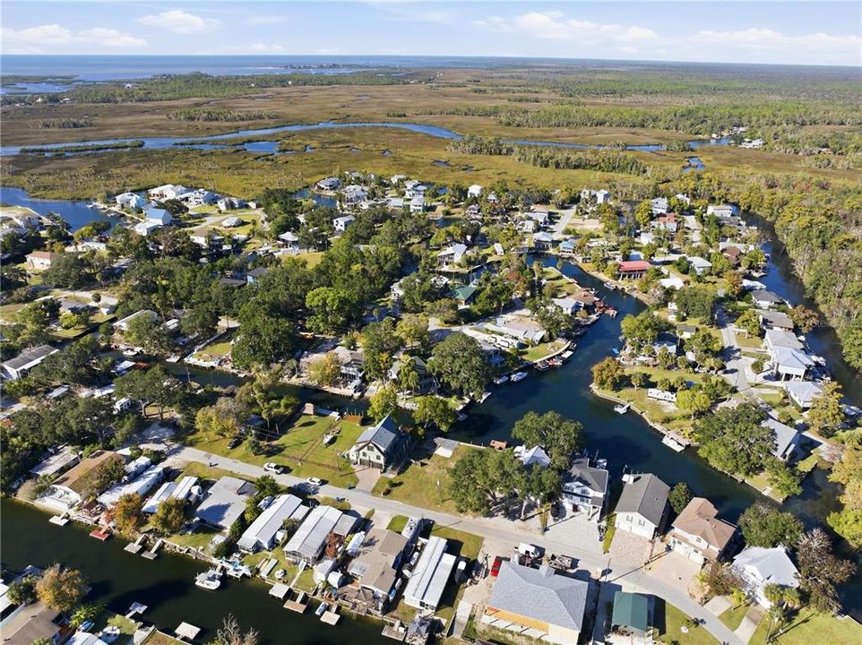 En Venta: $329,000 (0.10 acres)