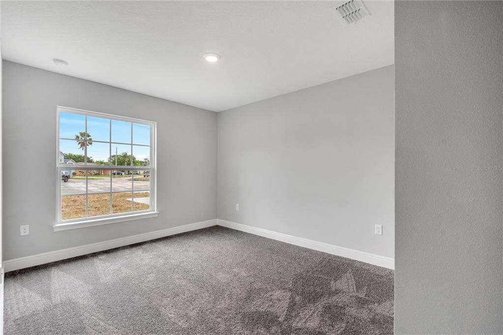 En Venta: $338,900 (4 camas, 2 baños, 1814 Pies cuadrados)