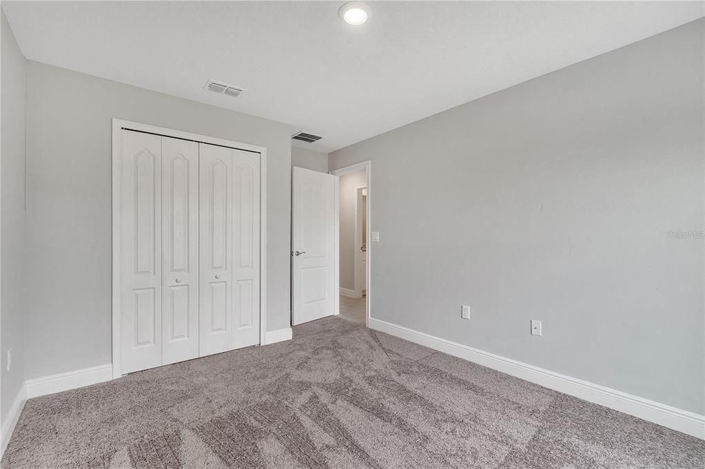 En Venta: $338,900 (4 camas, 2 baños, 1814 Pies cuadrados)