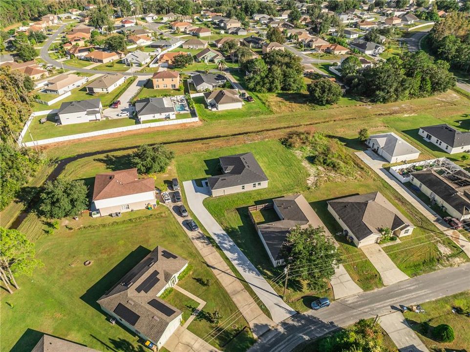 En Venta: $338,900 (4 camas, 2 baños, 1814 Pies cuadrados)