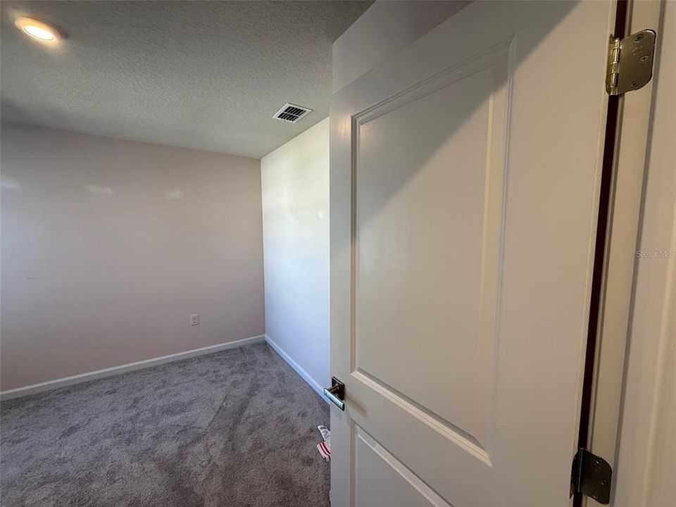 En Venta: $269,000 (3 camas, 2 baños, 1445 Pies cuadrados)