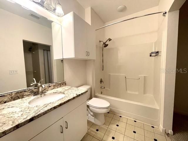 En Renta: $1,950 (2 camas, 2 baños, 1070 Pies cuadrados)