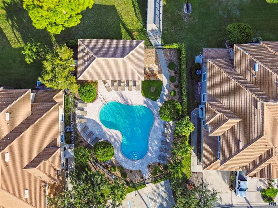 На продажу: $375,000 (2 спален, 2 ванн, 1731 Квадратных фут)