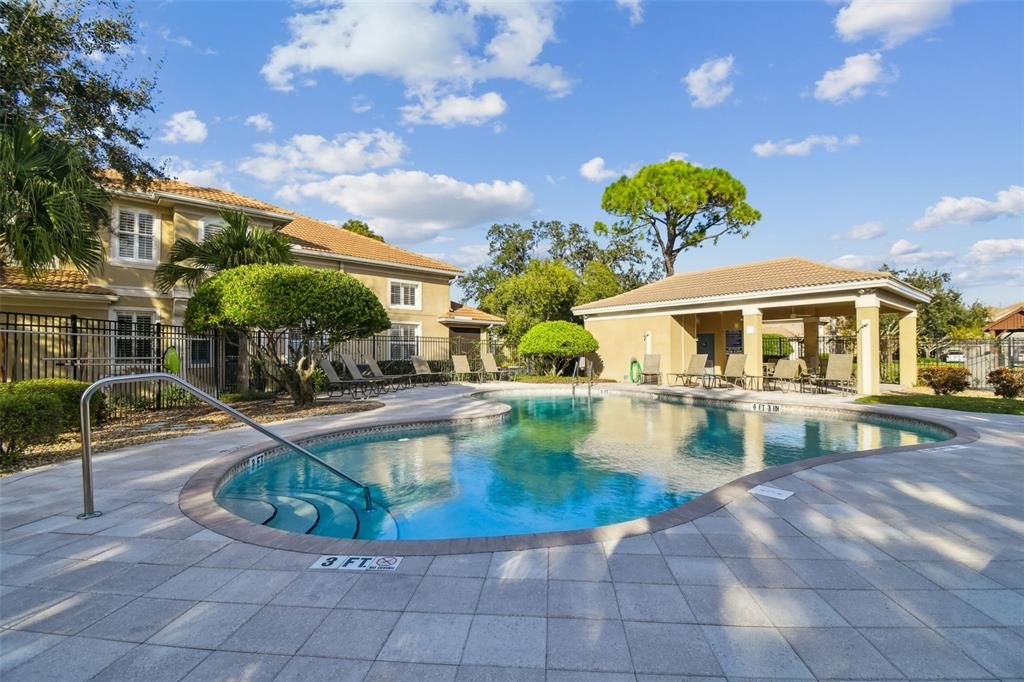 На продажу: $375,000 (2 спален, 2 ванн, 1731 Квадратных фут)