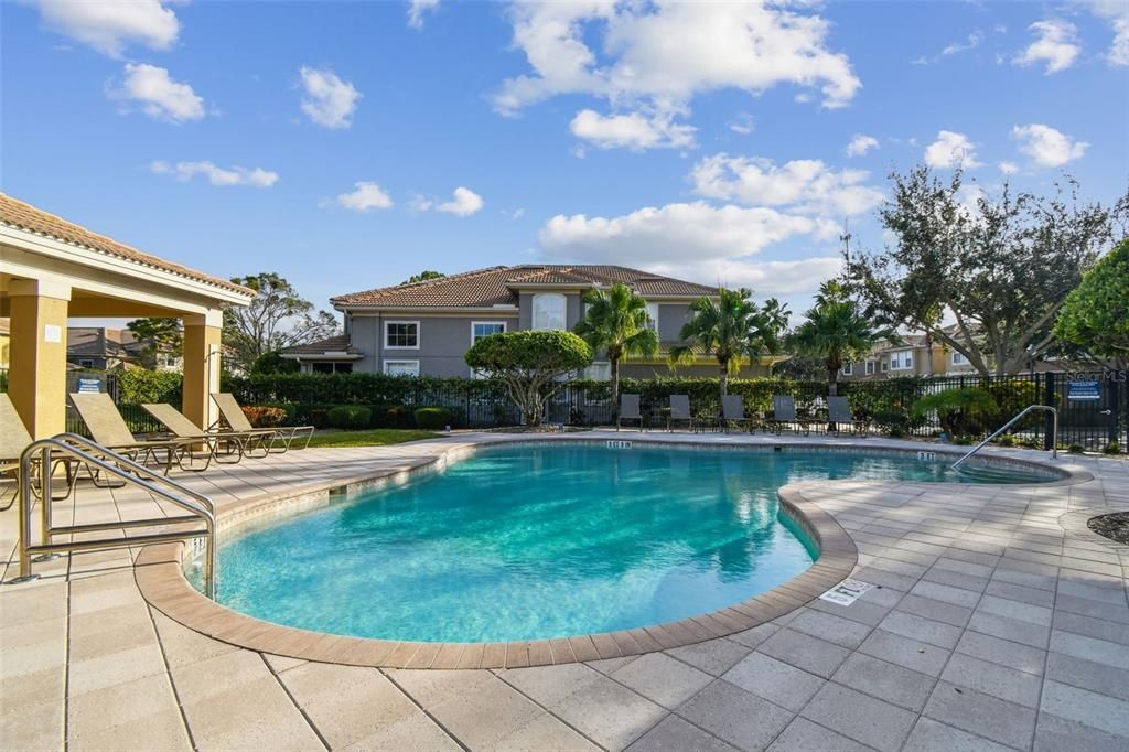 На продажу: $375,000 (2 спален, 2 ванн, 1731 Квадратных фут)