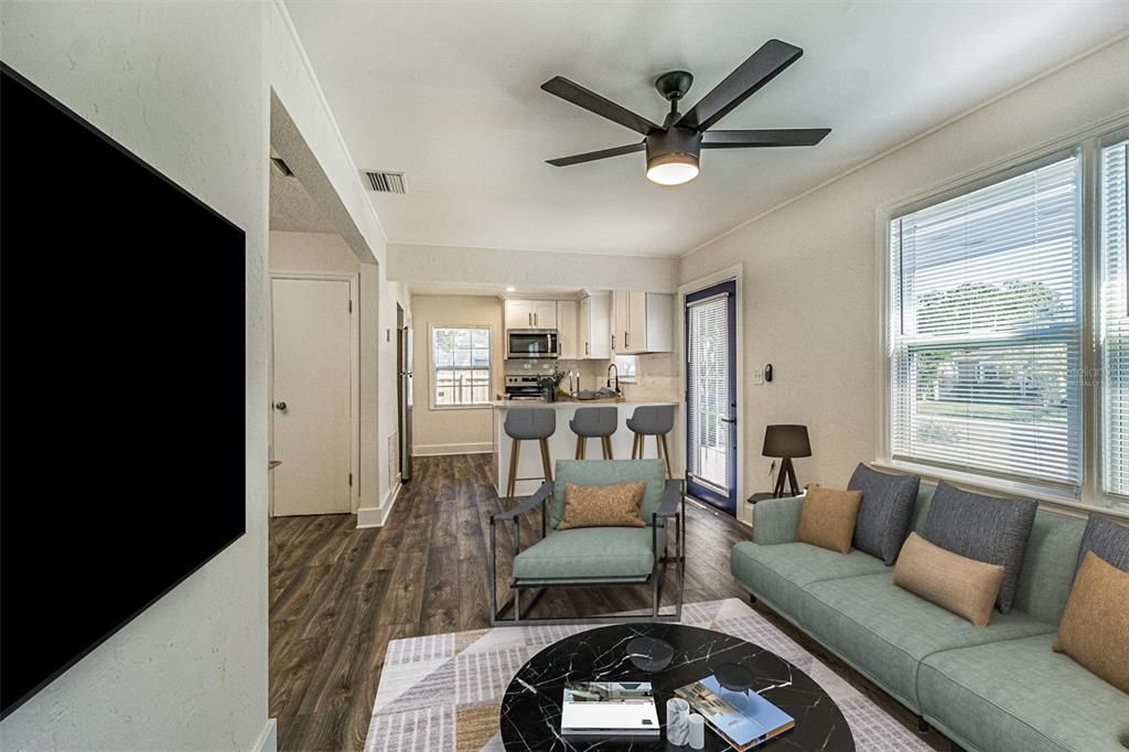 Active With Contract: $2,500 (3 beds, 2 baths, 1020 Square Feet)