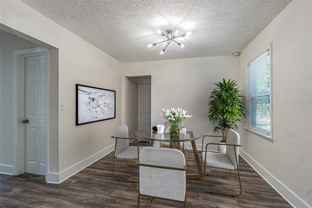 Active With Contract: $2,500 (3 beds, 2 baths, 1020 Square Feet)