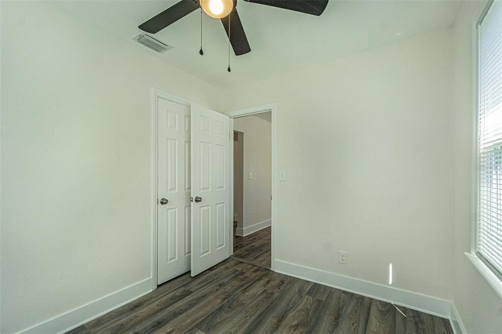 Active With Contract: $2,500 (3 beds, 2 baths, 1020 Square Feet)