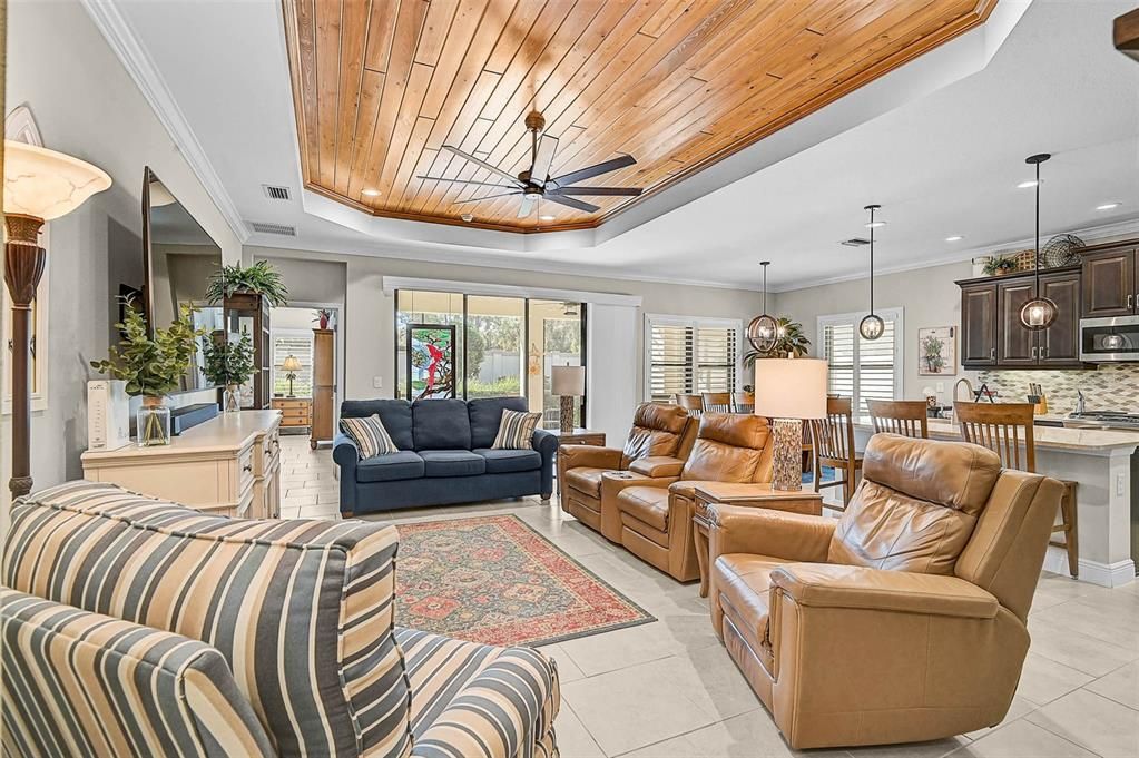 For Sale: $525,000 (3 beds, 2 baths, 2066 Square Feet)