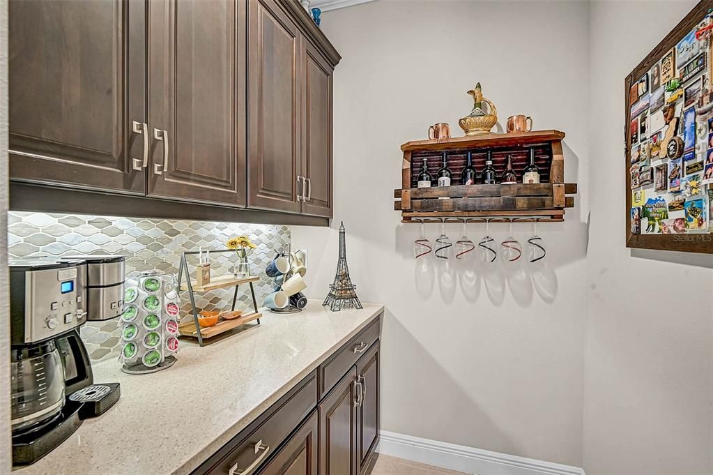 For Sale: $525,000 (3 beds, 2 baths, 2066 Square Feet)