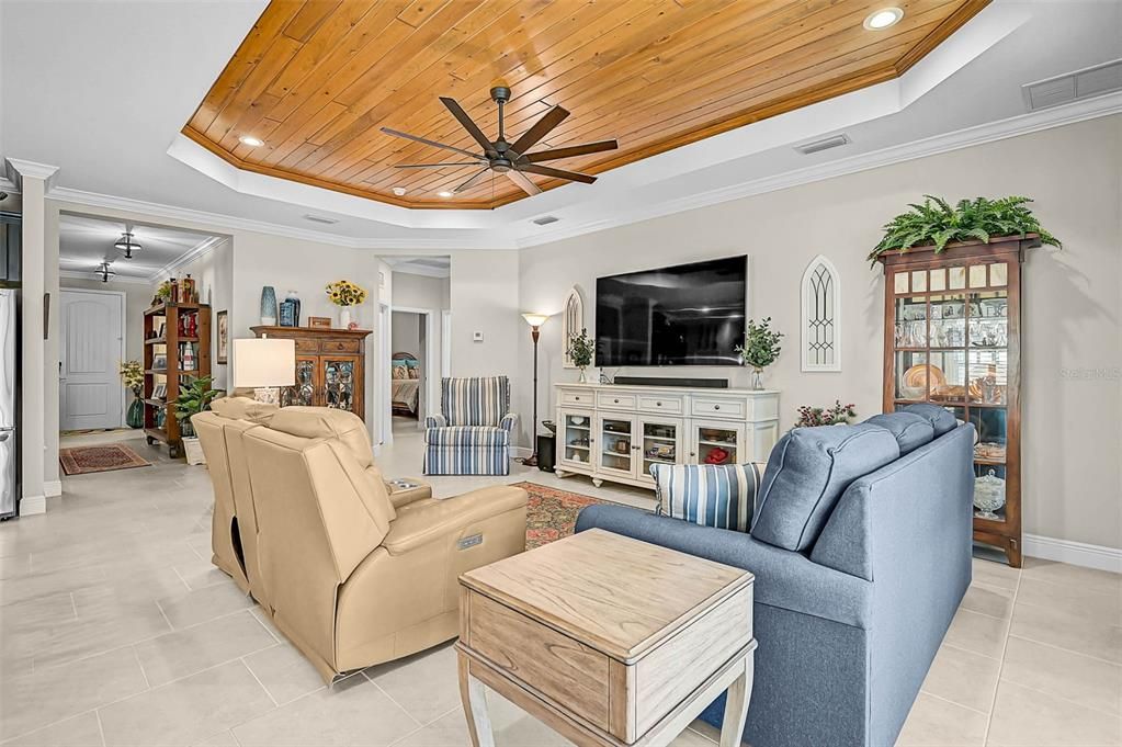 For Sale: $525,000 (3 beds, 2 baths, 2066 Square Feet)