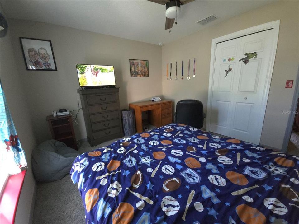 На продажу: $250,000 (3 спален, 2 ванн, 1390 Квадратных фут)