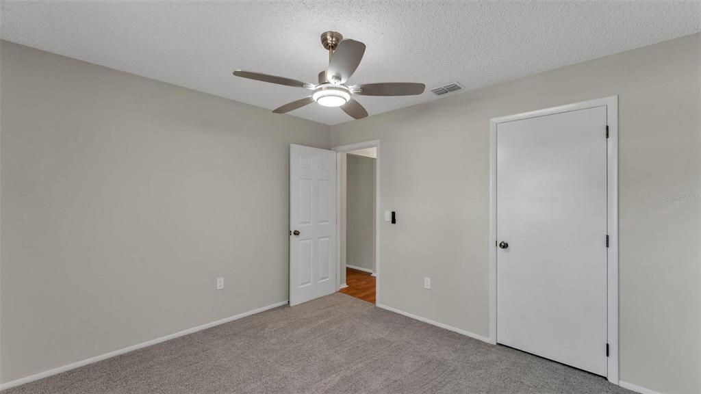 For Sale: $339,000 (4 beds, 2 baths, 1586 Square Feet)