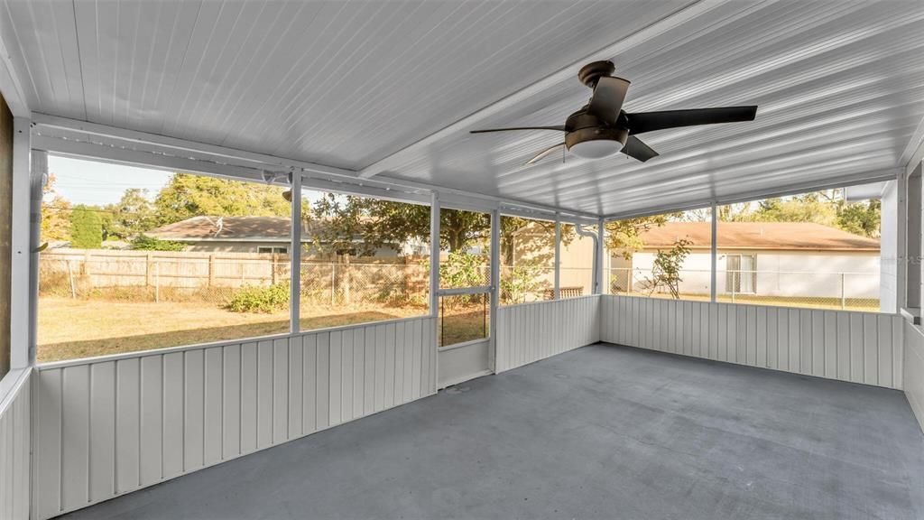 For Sale: $339,000 (4 beds, 2 baths, 1586 Square Feet)