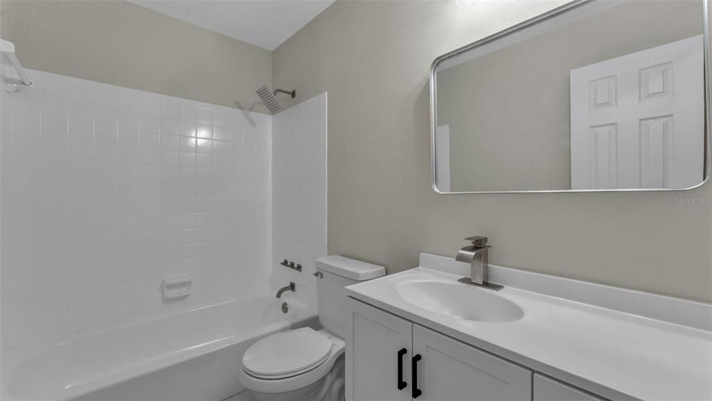 For Sale: $339,000 (4 beds, 2 baths, 1586 Square Feet)