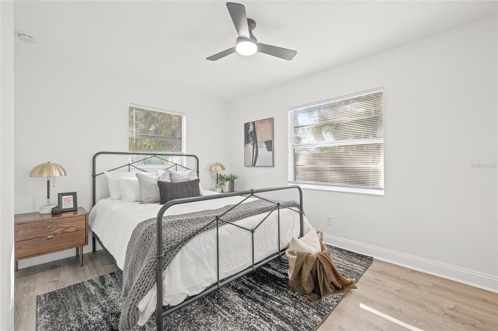 Active With Contract: $359,900 (4 beds, 2 baths, 1136 Square Feet)