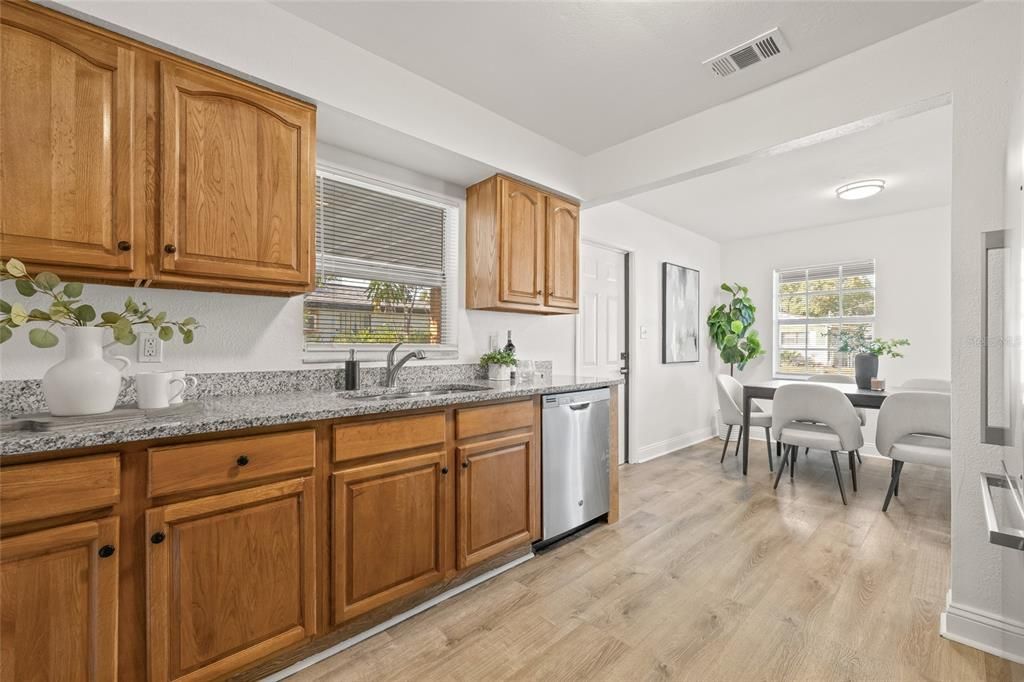 Active With Contract: $359,900 (4 beds, 2 baths, 1136 Square Feet)