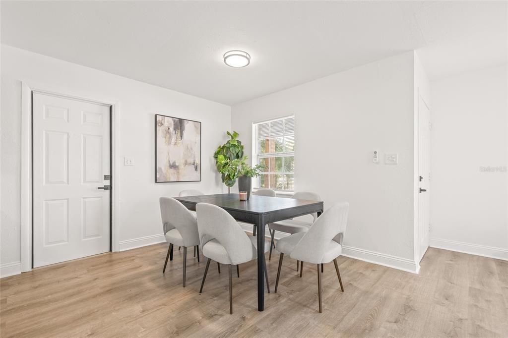 Active With Contract: $359,900 (4 beds, 2 baths, 1136 Square Feet)