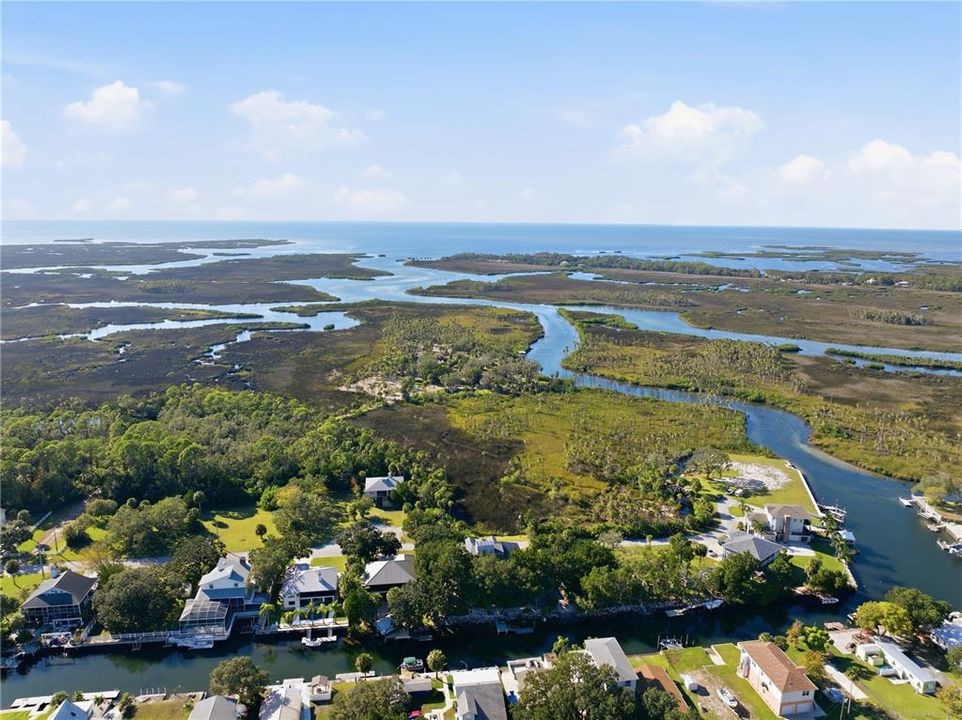 En Venta: $329,000 (0.10 acres)