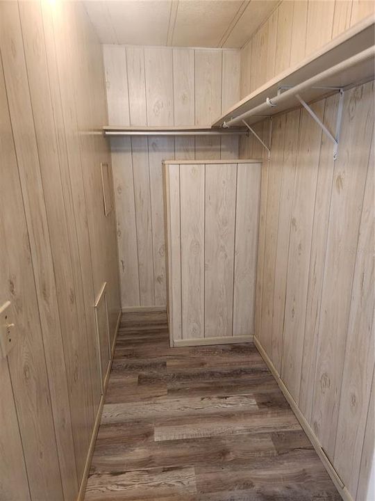 Под контрактом: $105,000 (2 спален, 2 ванн, 864 Квадратных фут)