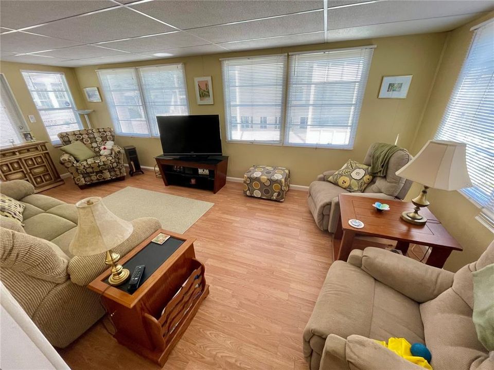 En Venta: $84,900 (2 camas, 1 baños, 872 Pies cuadrados)