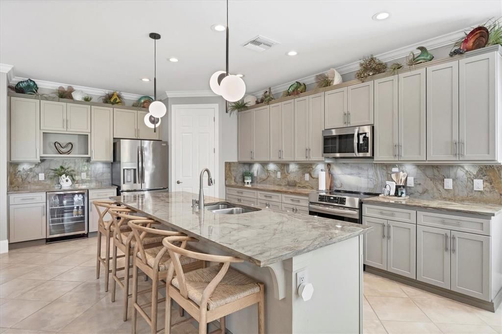 На продажу: $725,000 (3 спален, 3 ванн, 2489 Квадратных фут)