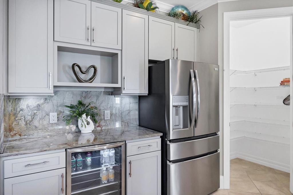 На продажу: $725,000 (3 спален, 3 ванн, 2489 Квадратных фут)