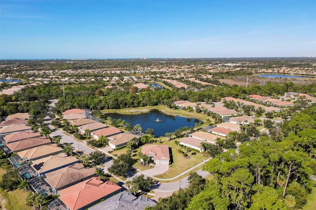 На продажу: $725,000 (3 спален, 3 ванн, 2489 Квадратных фут)