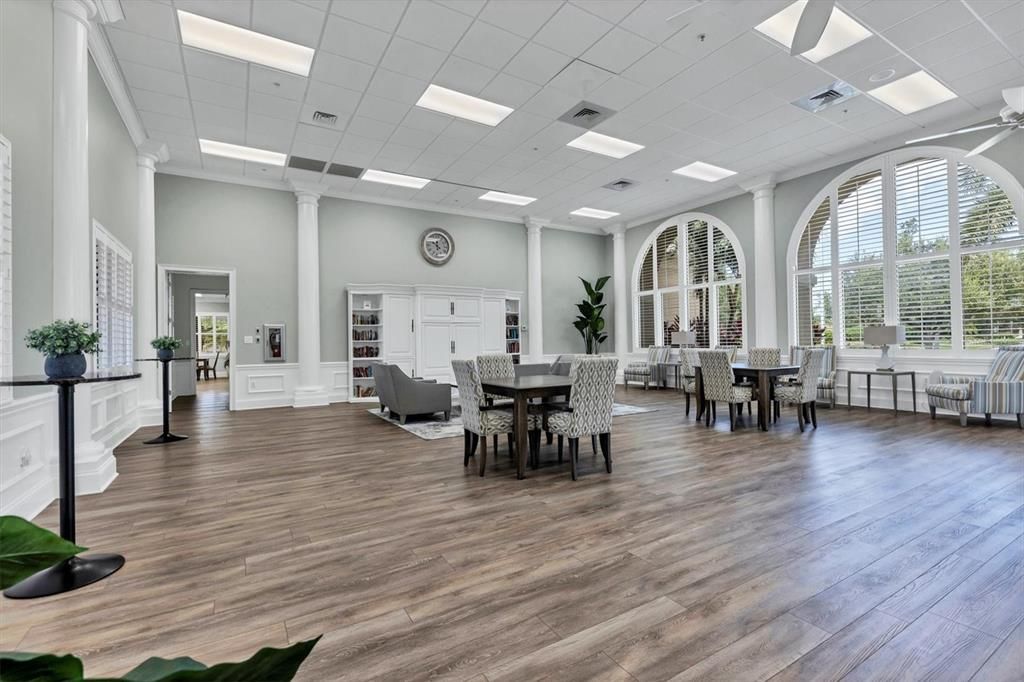 На продажу: $725,000 (3 спален, 3 ванн, 2489 Квадратных фут)